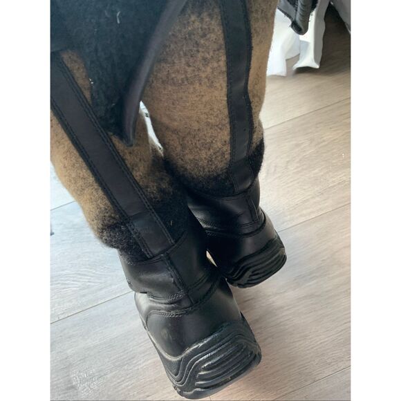 UGG Australia Adirondack Tall Black Brown Ombre size 7 - Picture 15 of 15